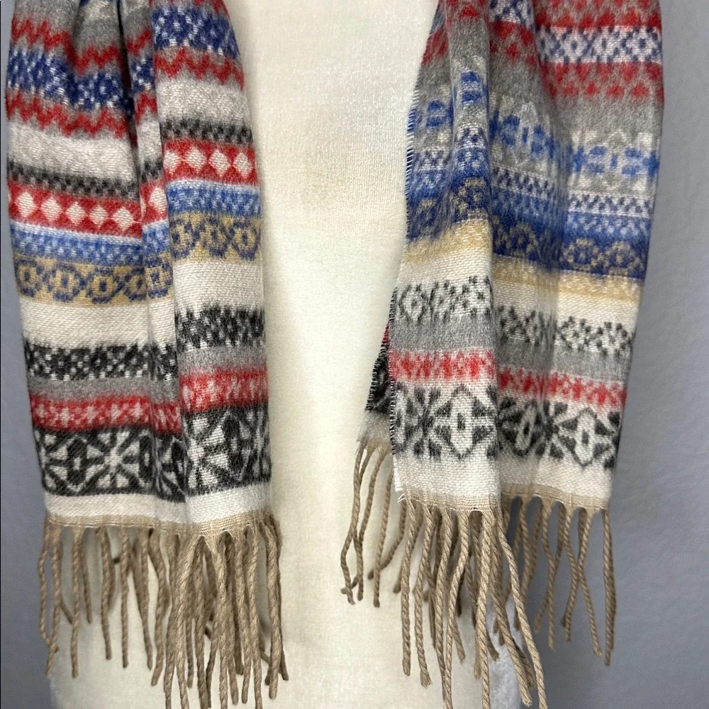 V Fraas Casmink Multicolor Fairisle Patterned Winter Scarf with Fringe 70”x15”